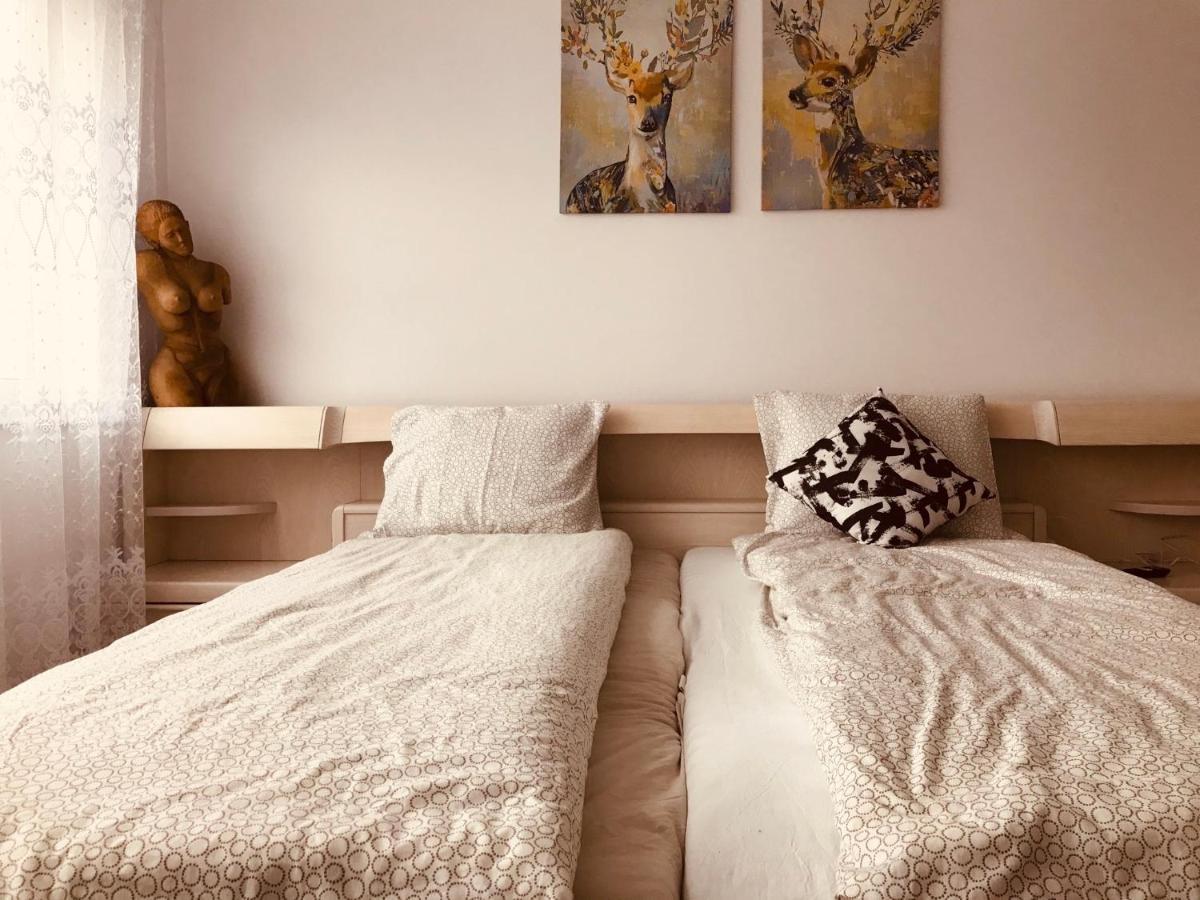 Studio 1O1O1 Appartement Piatra Neamţ Buitenkant foto